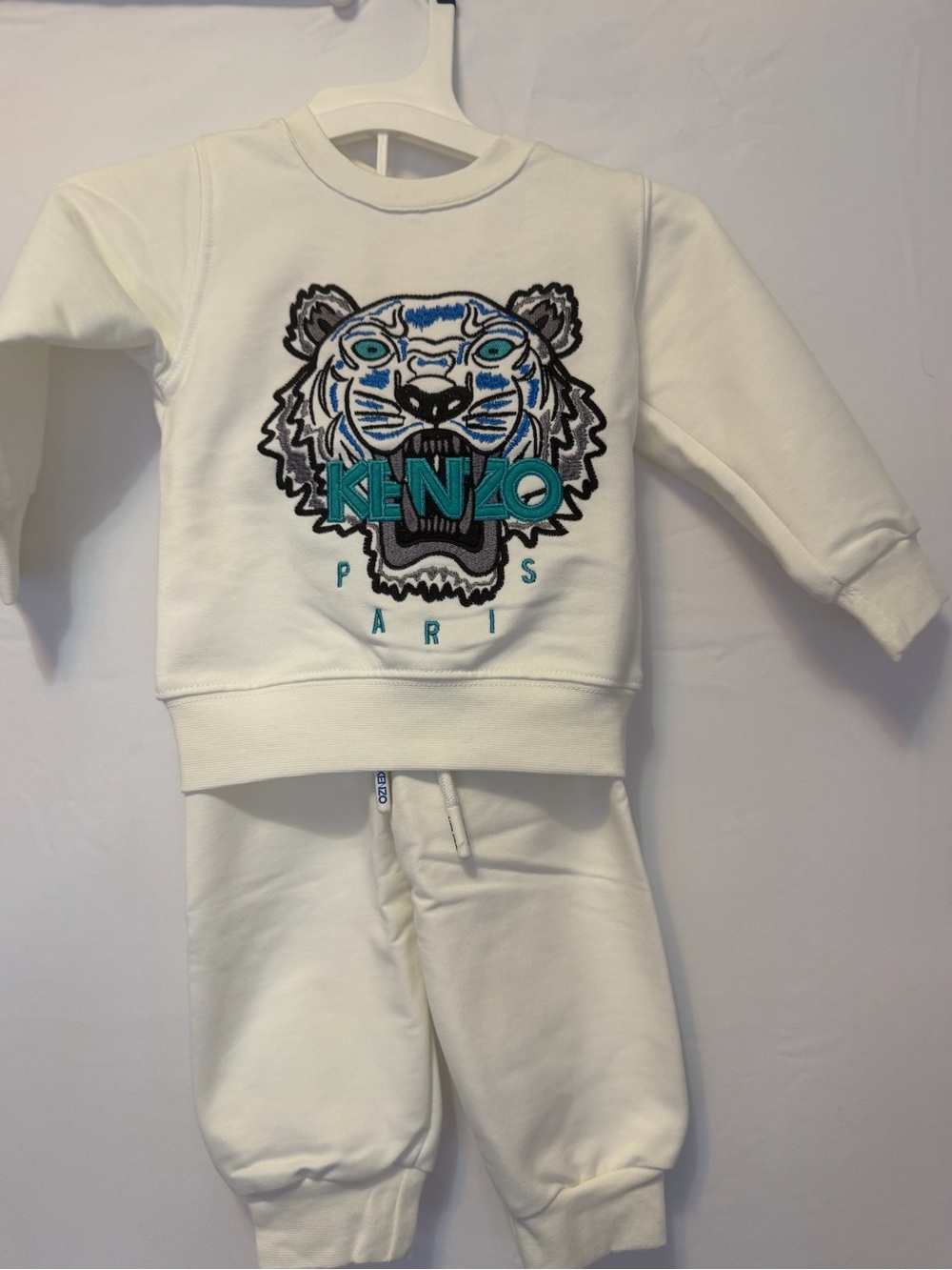 Kenzo White Kids Tiger Embroidered Pajama Set with Teal Accents